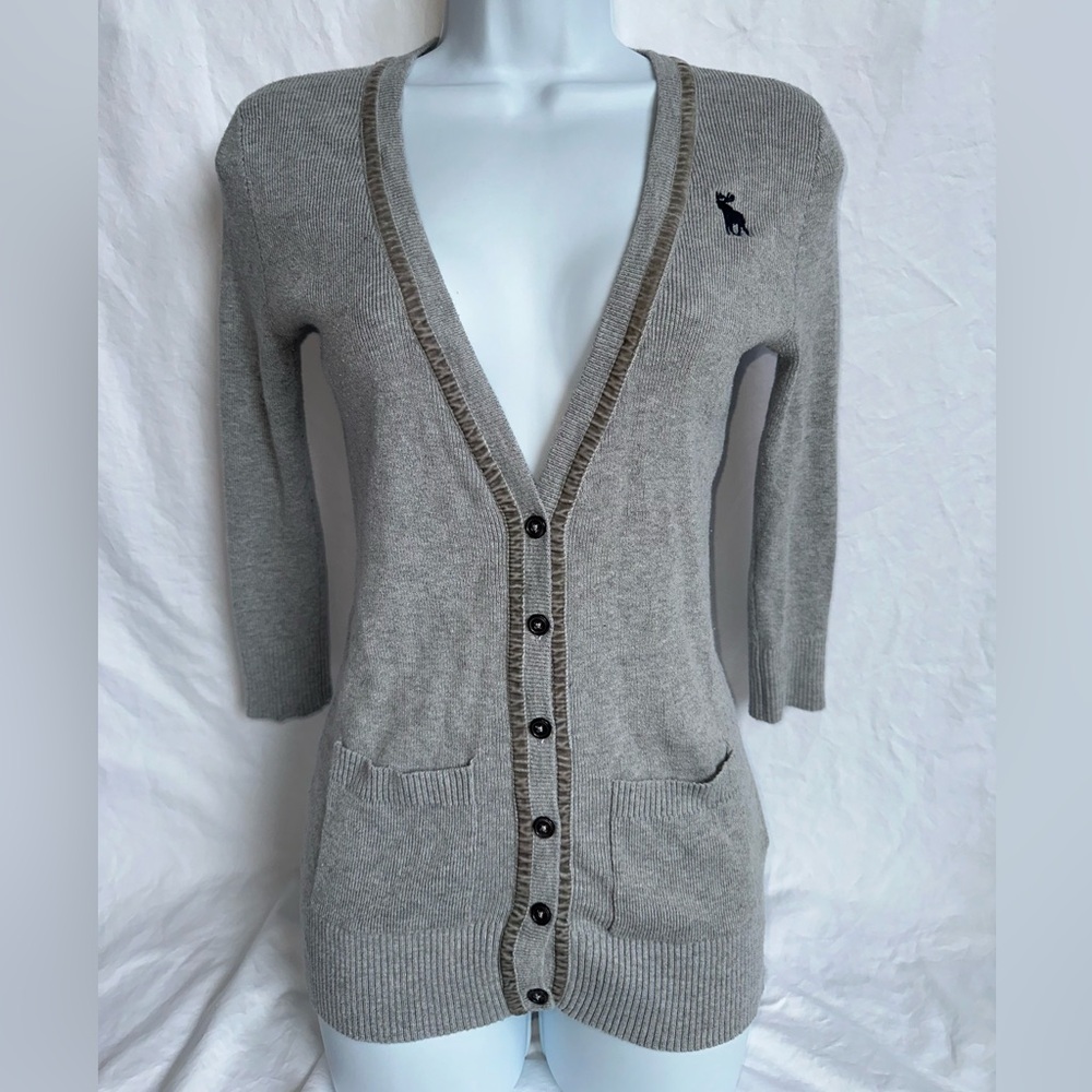 Abercrombie & Fitch cardigan